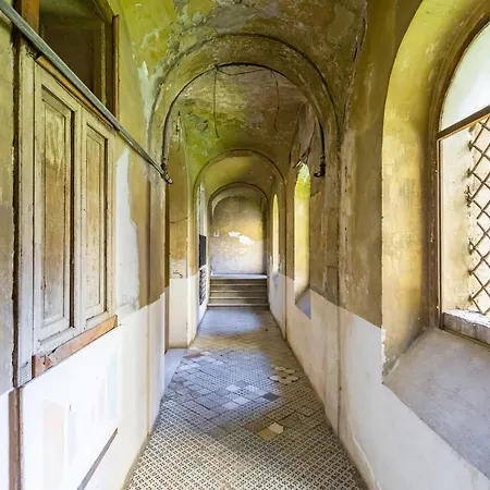 Antica * Naples