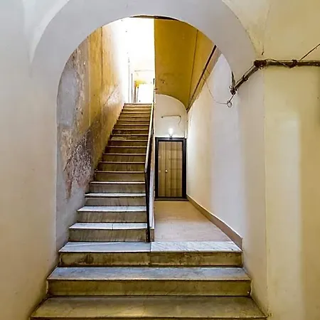 Oda ve Kahvaltı Antica