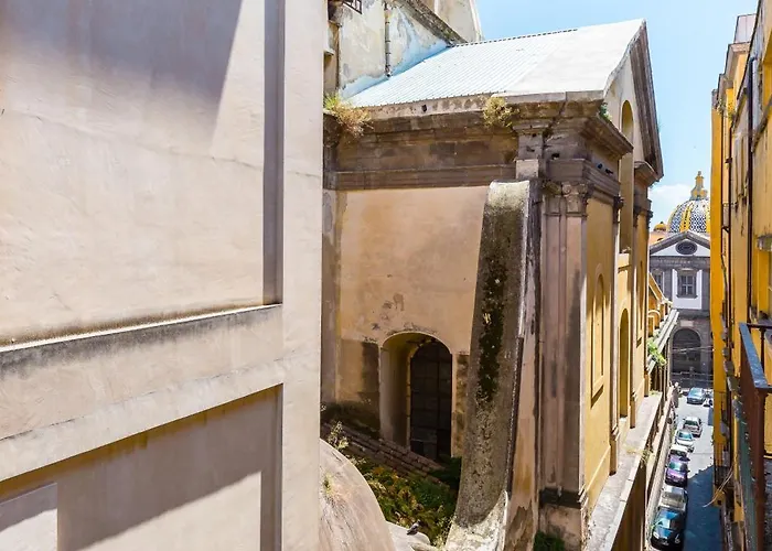 Antica Неаполь