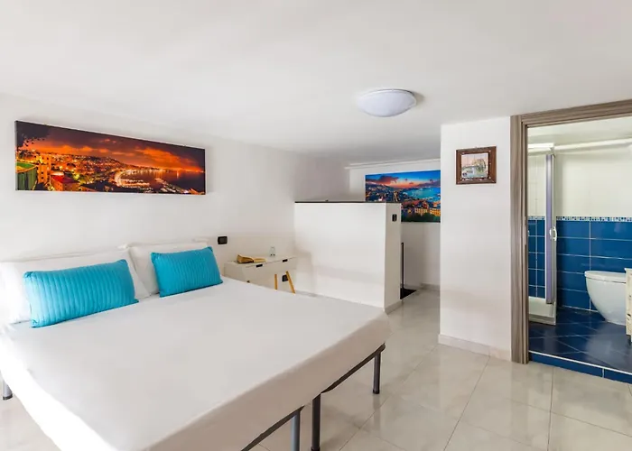 Antica Неаполь