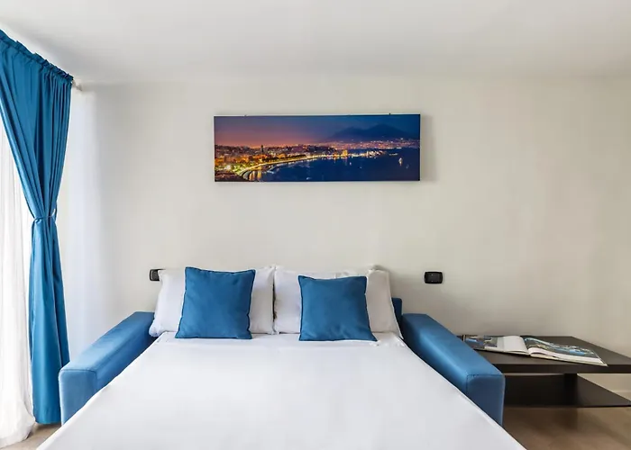 Antica Неаполь